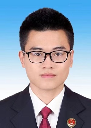 陈炜.jpg
